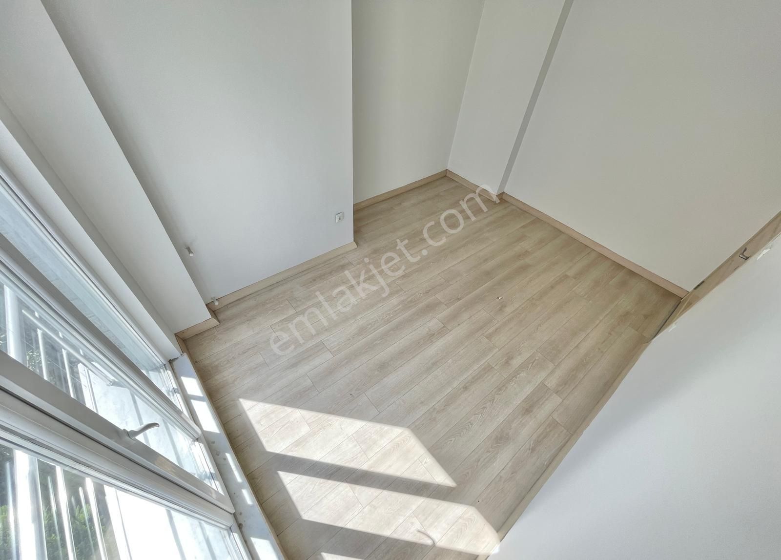 Berkay Demirel'den Akçayda Ayrı Mutfak Cam Balkonlu 2+1 Daire - Görsel 30