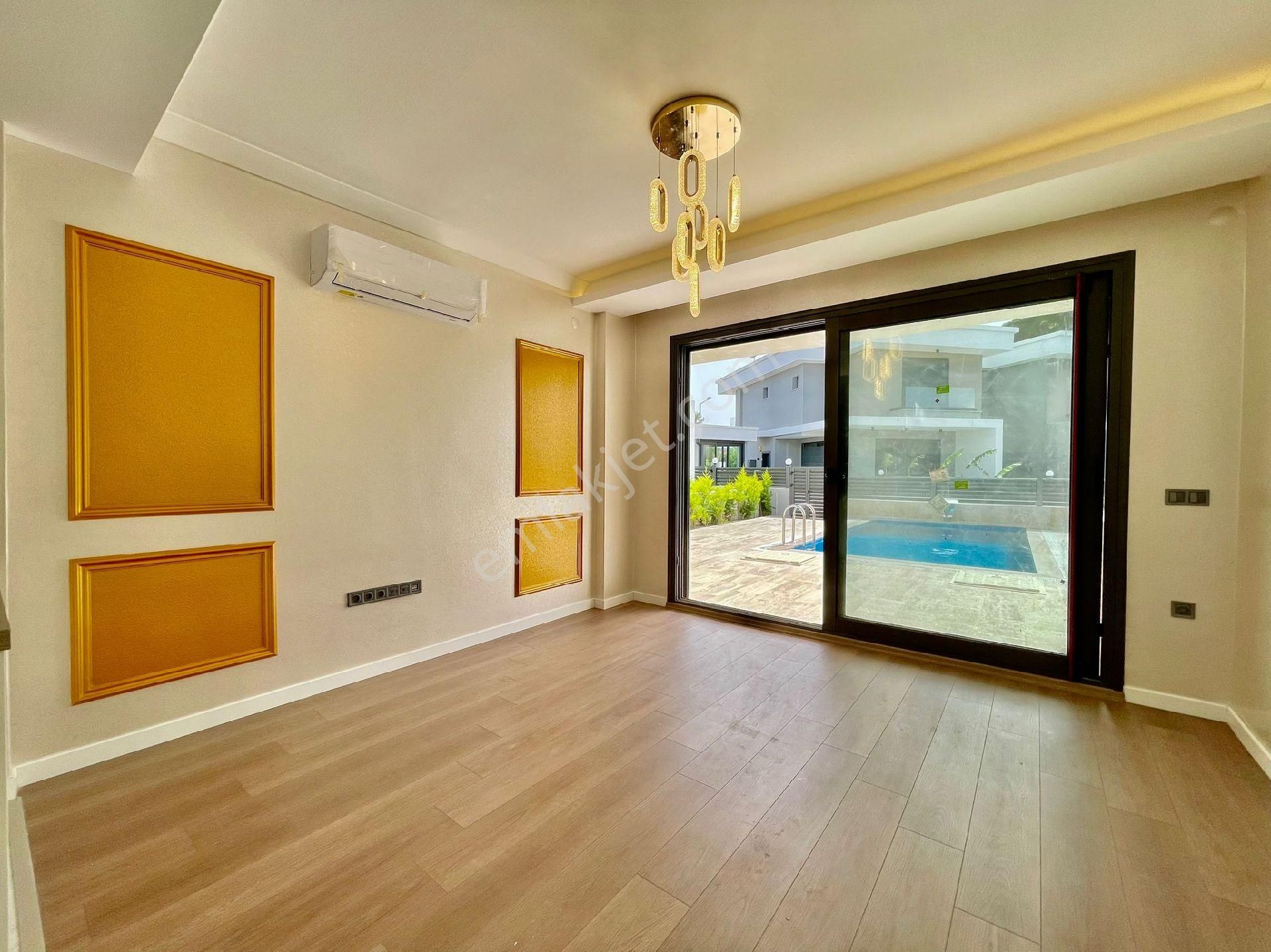 Çeşme Alaçatı'da Müstakıl Havuzlu Ultra Lüks Satılık Vılla - Görsel 11