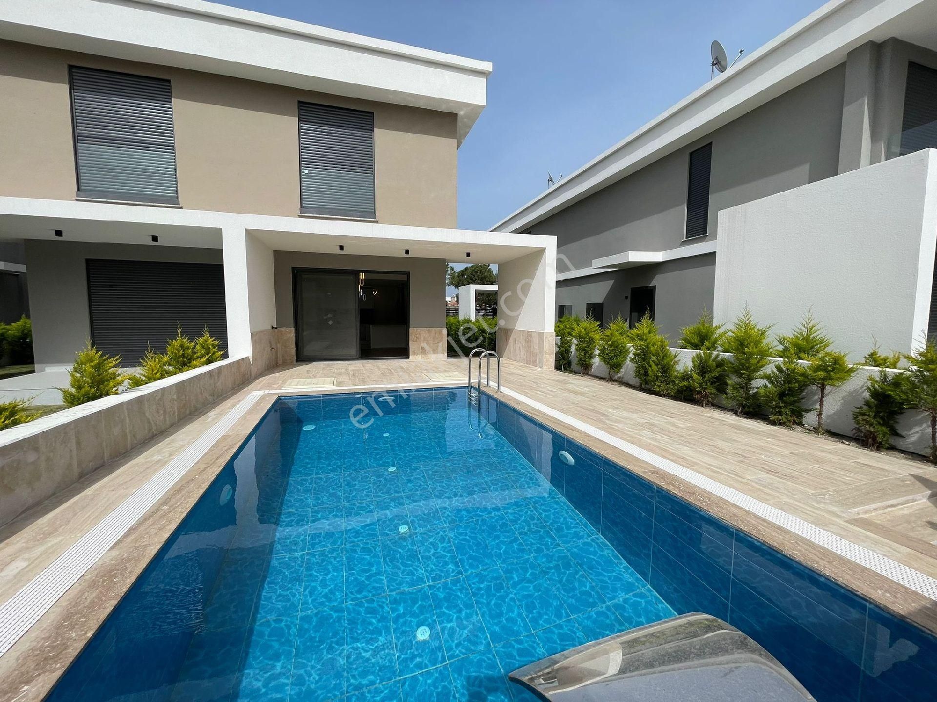 Çeşme Alaçatı'da Müstakıl Havuzlu Ultra Lüks Satılık Vılla - Görsel 3