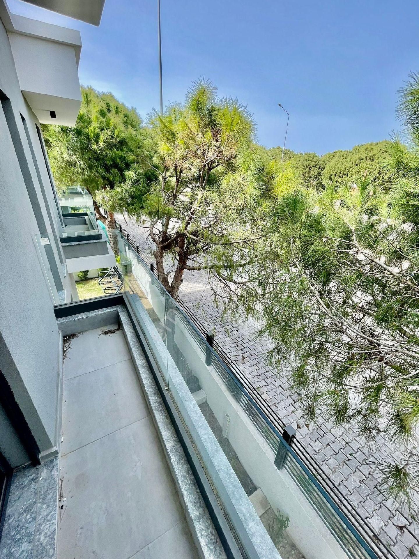 Çeşme Alaçatı'da Müstakıl Havuzlu Ultra Lüks Satılık Vılla - Görsel 25