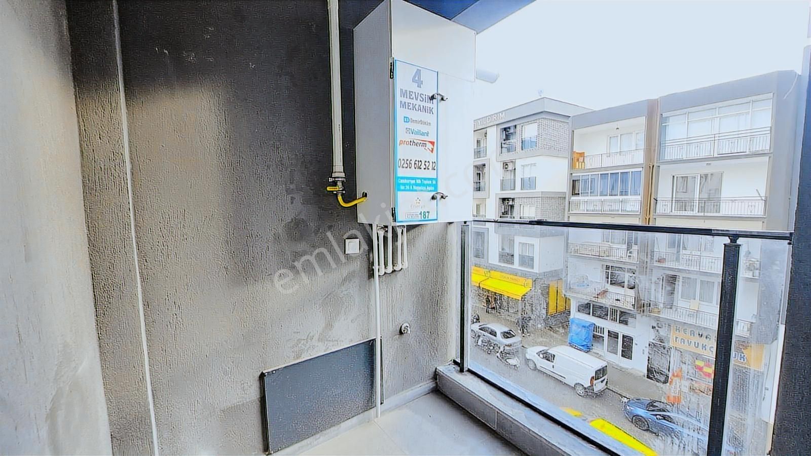 Kuşadası Merkezde Yatırıma Uygun Satılık 1+1 - Görsel 10