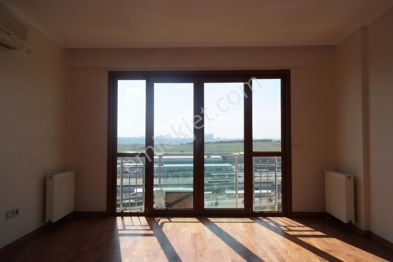 İstasyon Halkalı Divan Göl Ve Kanal Manzaralı 2 +1 Satılık Daire - Görsel 3