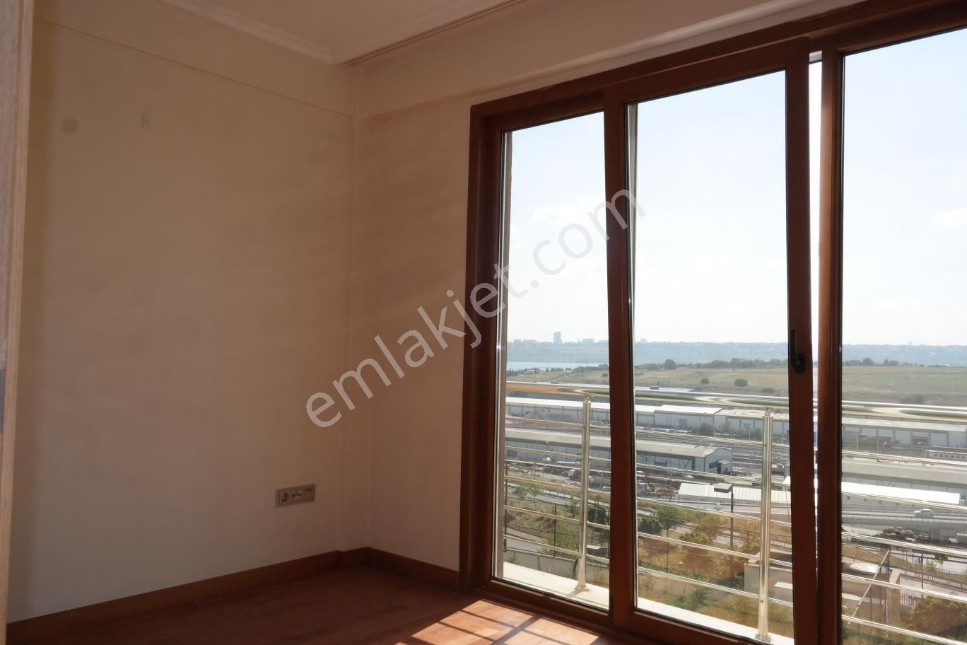 İstasyon Halkalı Divan Göl Ve Kanal Manzaralı 2 +1 Satılık Daire - Görsel 4