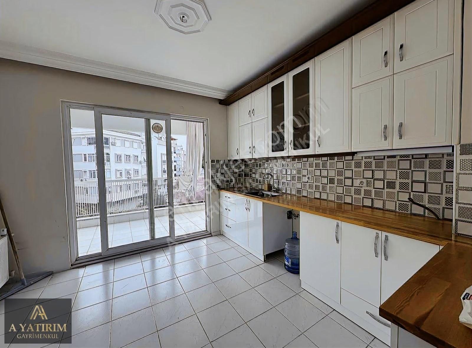 A Yatırımdan Yeşilbahçe De Arakat 3+1 Doğalgazlı Kiralık Daire