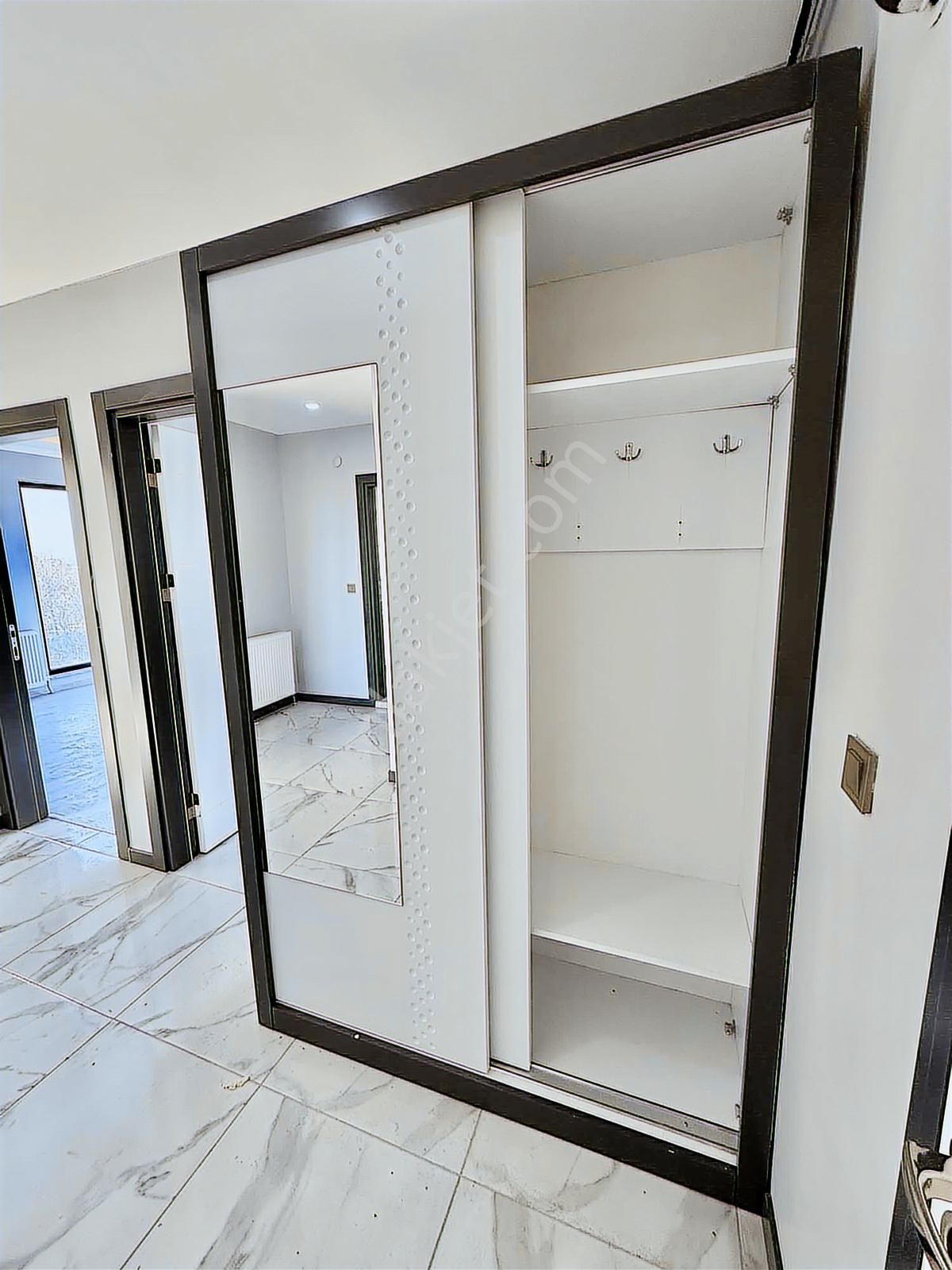 Onay 'dan Çerkezköy Tepe De Butik Sitede Arakat 2+1 Lüks Daire - Görsel 3