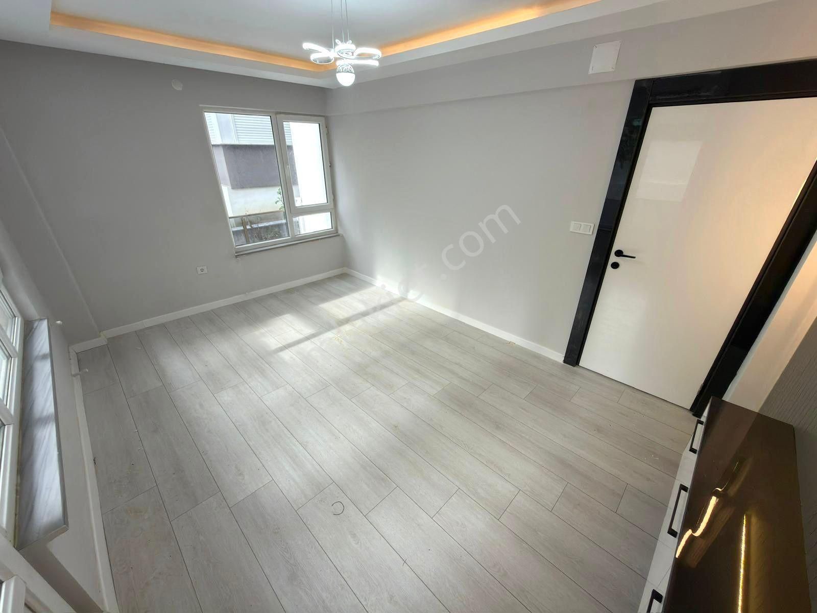 🏡 Referans'tan Akçay Merkez'de Full Yapılı Müstakil Tadında Denize 350 Metre 2+1 Daire - Görsel 3