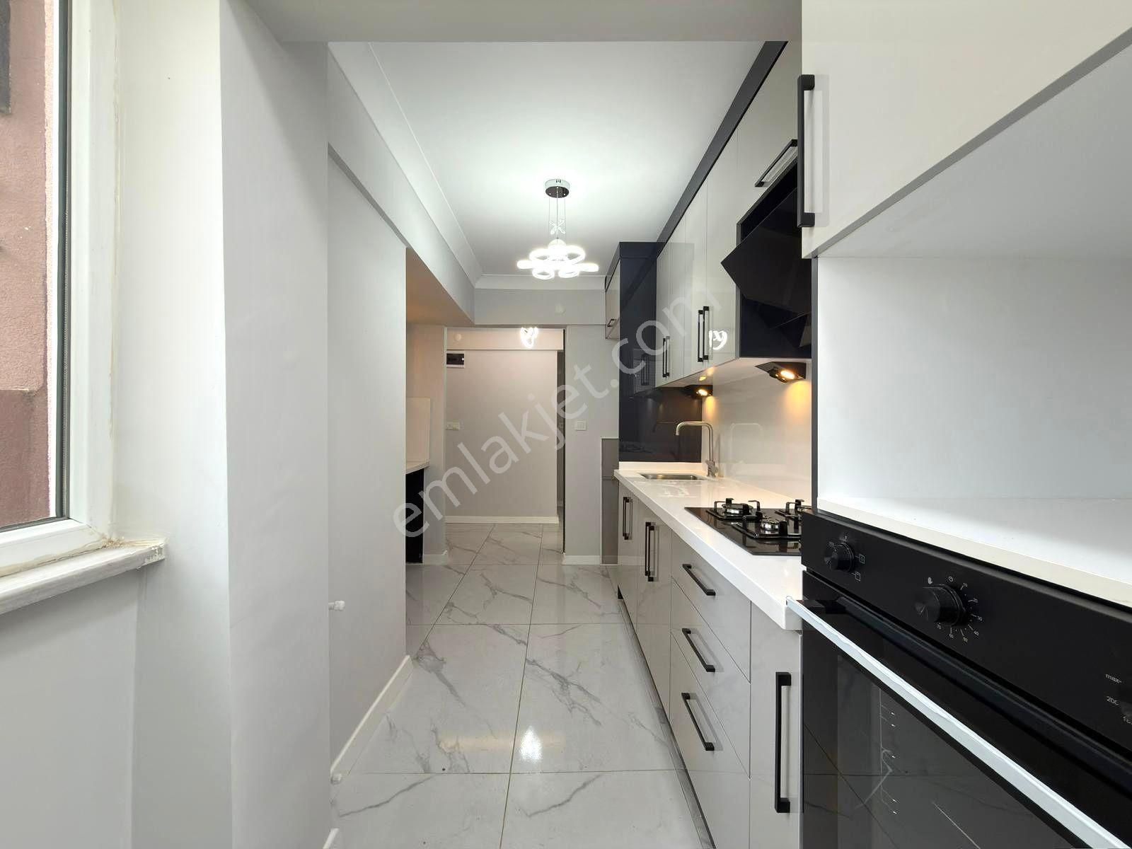 🏡 Referans'tan Akçay Merkez'de Full Yapılı Müstakil Tadında Denize 350 Metre 2+1 Daire - Görsel 8