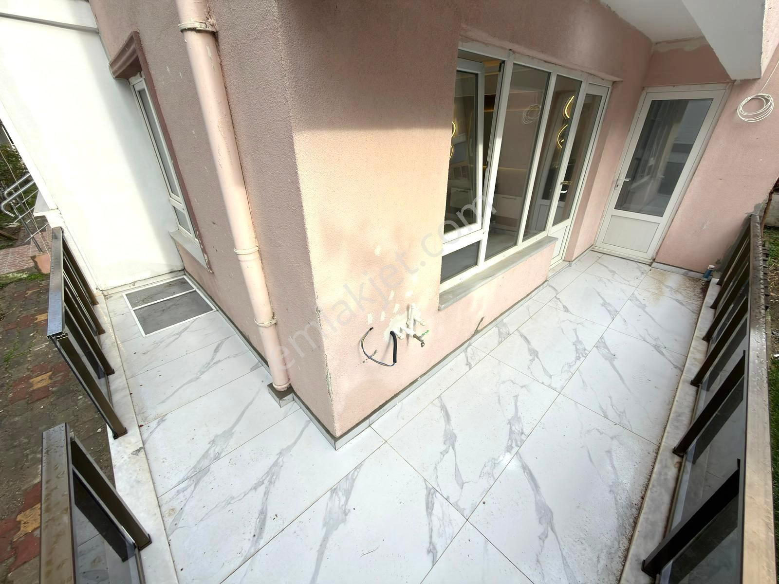 🏡 Referans'tan Akçay Merkez'de Full Yapılı Müstakil Tadında Denize 350 Metre 2+1 Daire - Görsel 25