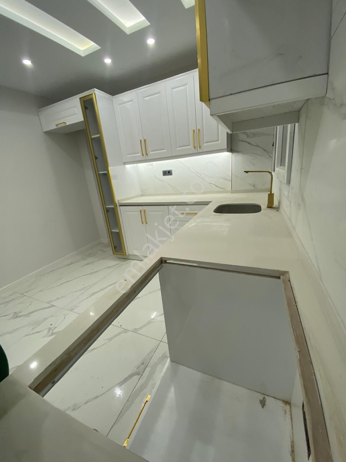 3+1 Toros 4-1katı İçi Full+full Yapılı Doğu Cephe Hasarsız Kapalı Mutfak Ankastre - Görsel 11