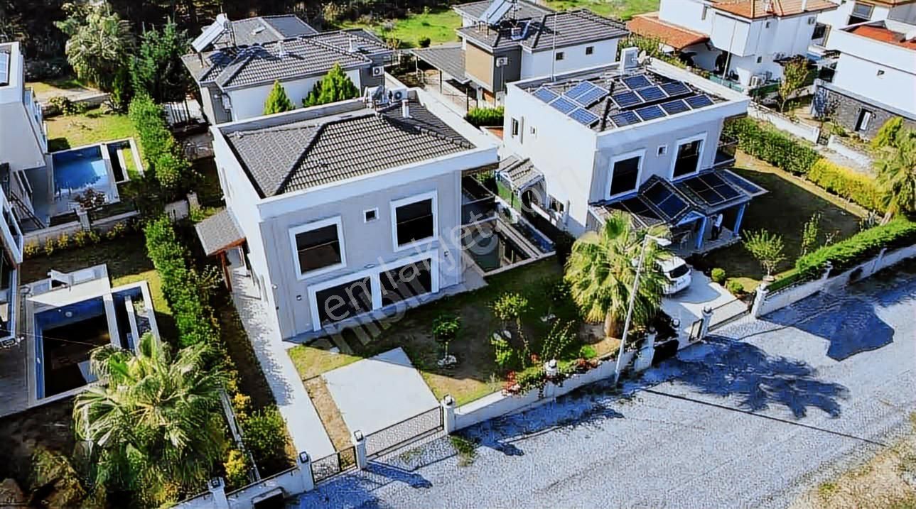 Kuşadası Davutlar'da 360m2 Arsa İçinde Satılık 5+1 Villa - Görsel 23