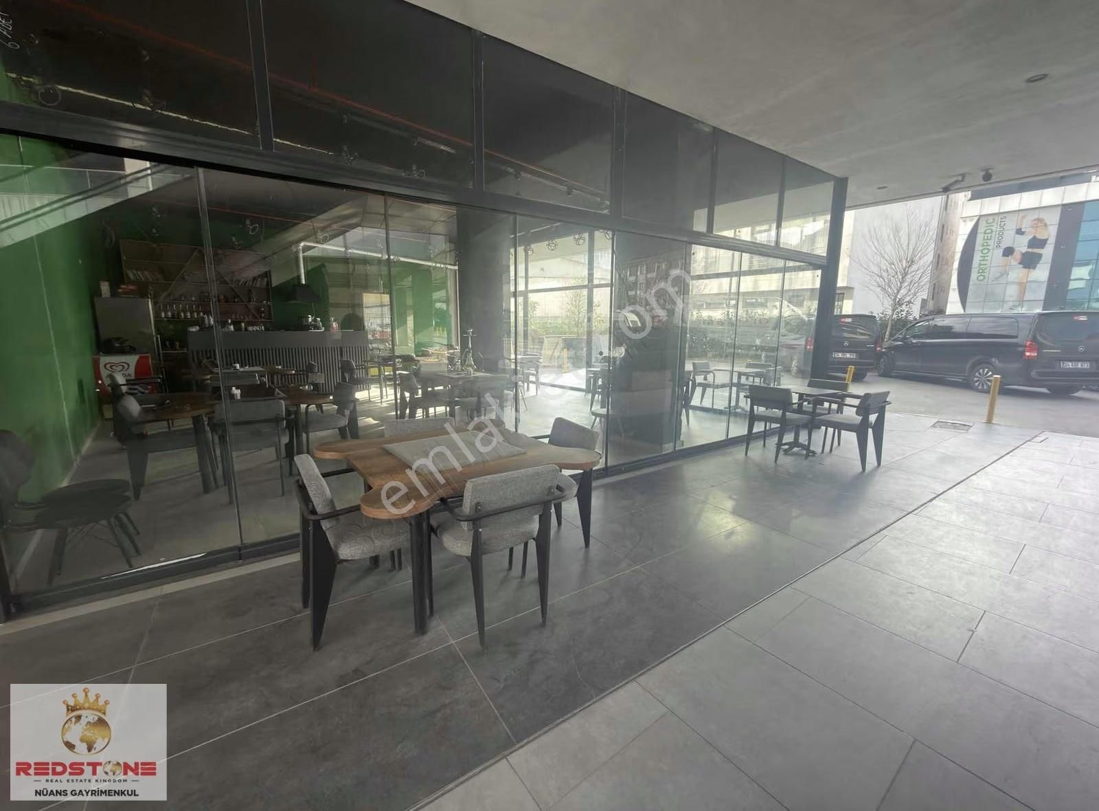 Basın Ekspres Nivo İstanbul Giriş Kat 90m2 Köşe Dükkan - Görsel 6