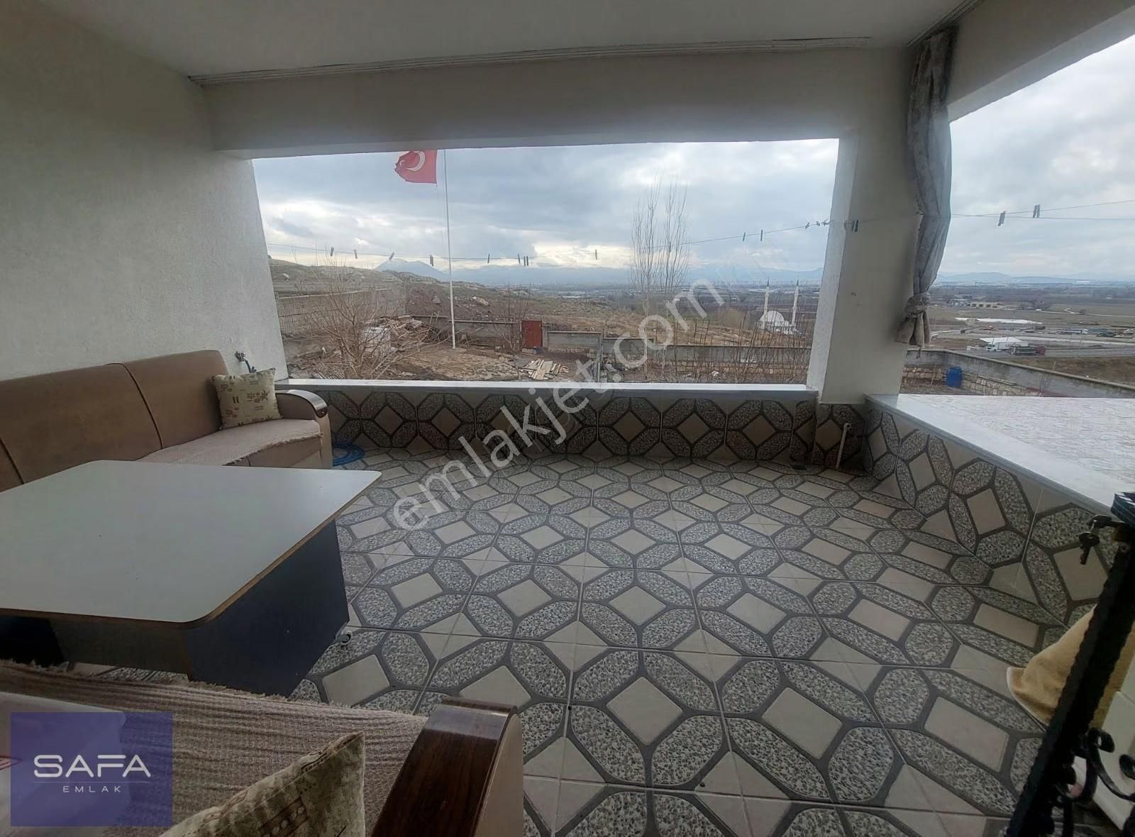 Buğdaylı Mahallesinde Satılık 900m2 Kapalı Alanlı Villa - Görsel 21