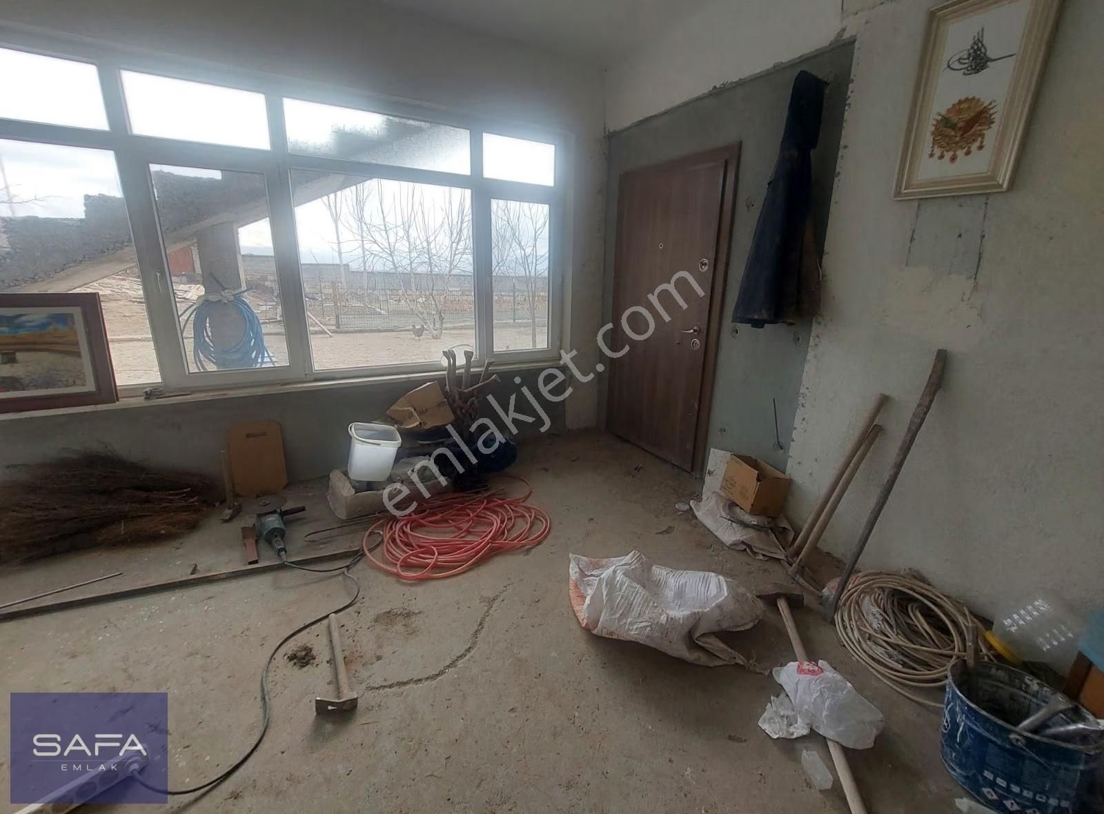 Buğdaylı Mahallesinde Satılık 900m2 Kapalı Alanlı Villa - Görsel 13