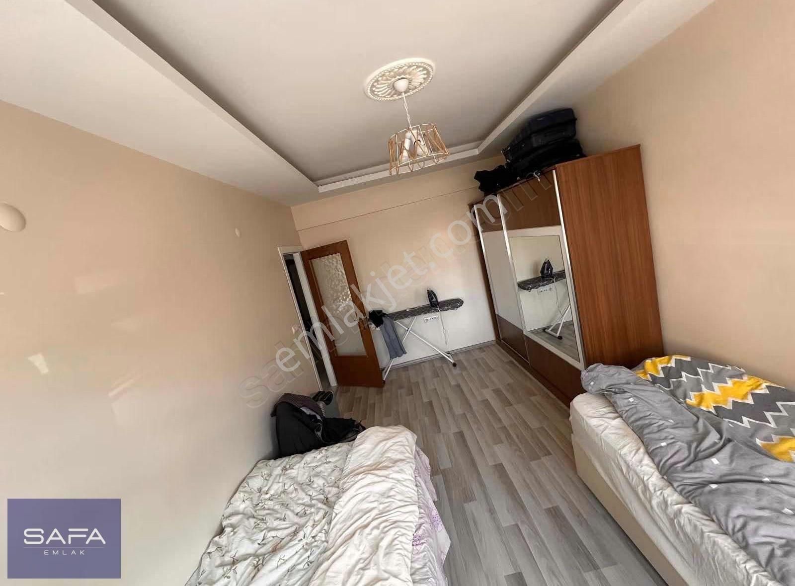 Safa Emlaktan Yenidoğanda Tramvaya Yakın Satılık Daire - Görsel 8