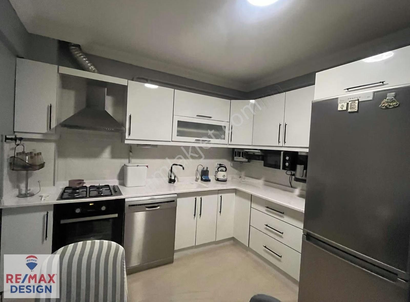 Remax Desıgn Satılık 5+1 Daire - Görsel 15