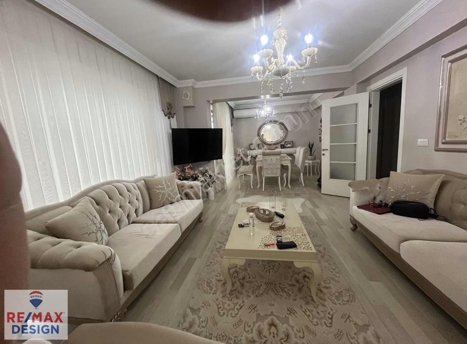 Remax Desıgn Satılık 5+1 Daire