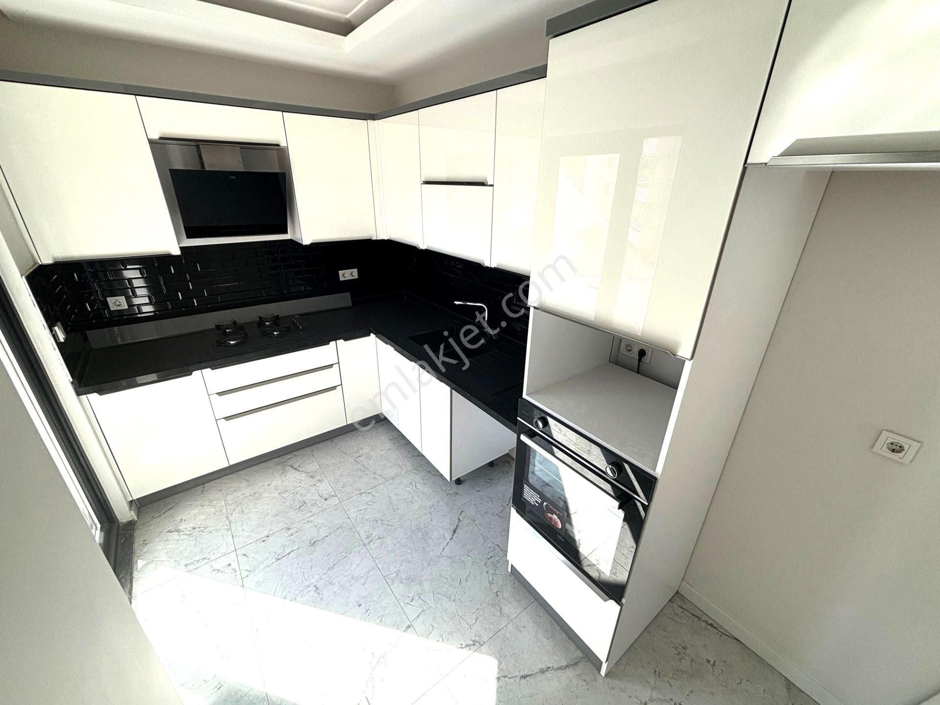 𝄞melodi'den İkizçay'ın Göbeğinde Deluxe İnşaat Satışta Ayrı Mutfaklı Ön Cephe Arakat 2+1 Daire