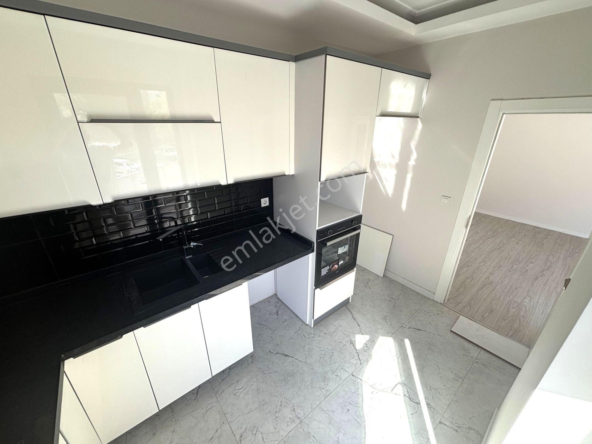 𝄞melodi'den İkizçay'ın Göbeğinde Deluxe İnşaat Satışta Ayrı Mutfaklı Ön Cephe Arakat 2+1 Daire - Görsel 4