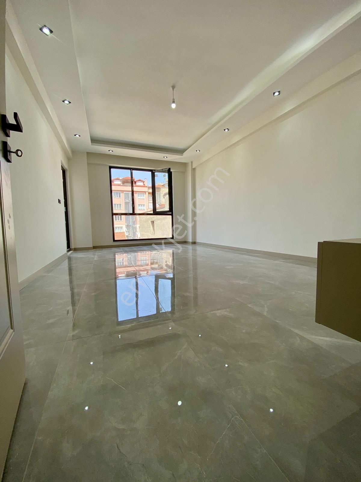 Akkonak Mahallesinde Satılık Daire