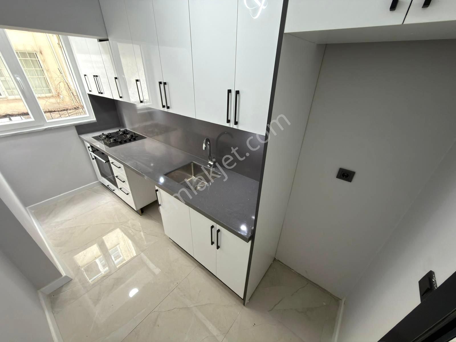 🏡 Referans'tan Akçay Merkez'de Müstakil Tadında Full Yapılı 2+1 Daire - Görsel 27