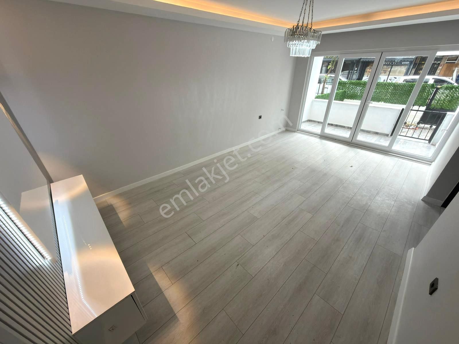 🏡 Referans'tan Akçay Merkez'de Müstakil Tadında Full Yapılı 2+1 Daire - Görsel 12