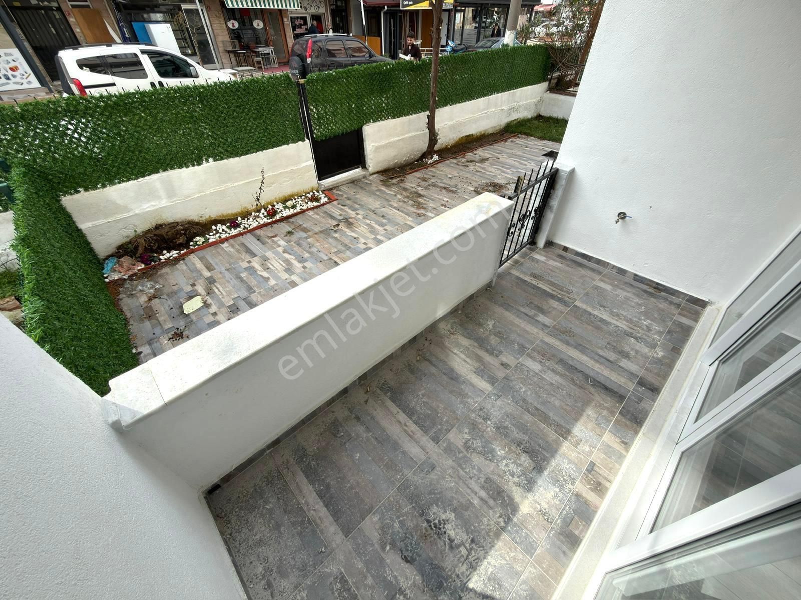 🏡 Referans'tan Akçay Merkez'de Müstakil Tadında Full Yapılı 2+1 Daire - Görsel 9