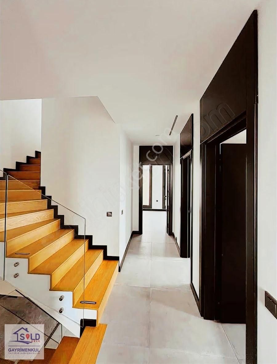 Urla Kalabak'ta Satılık Lüks Villa - Görsel 16