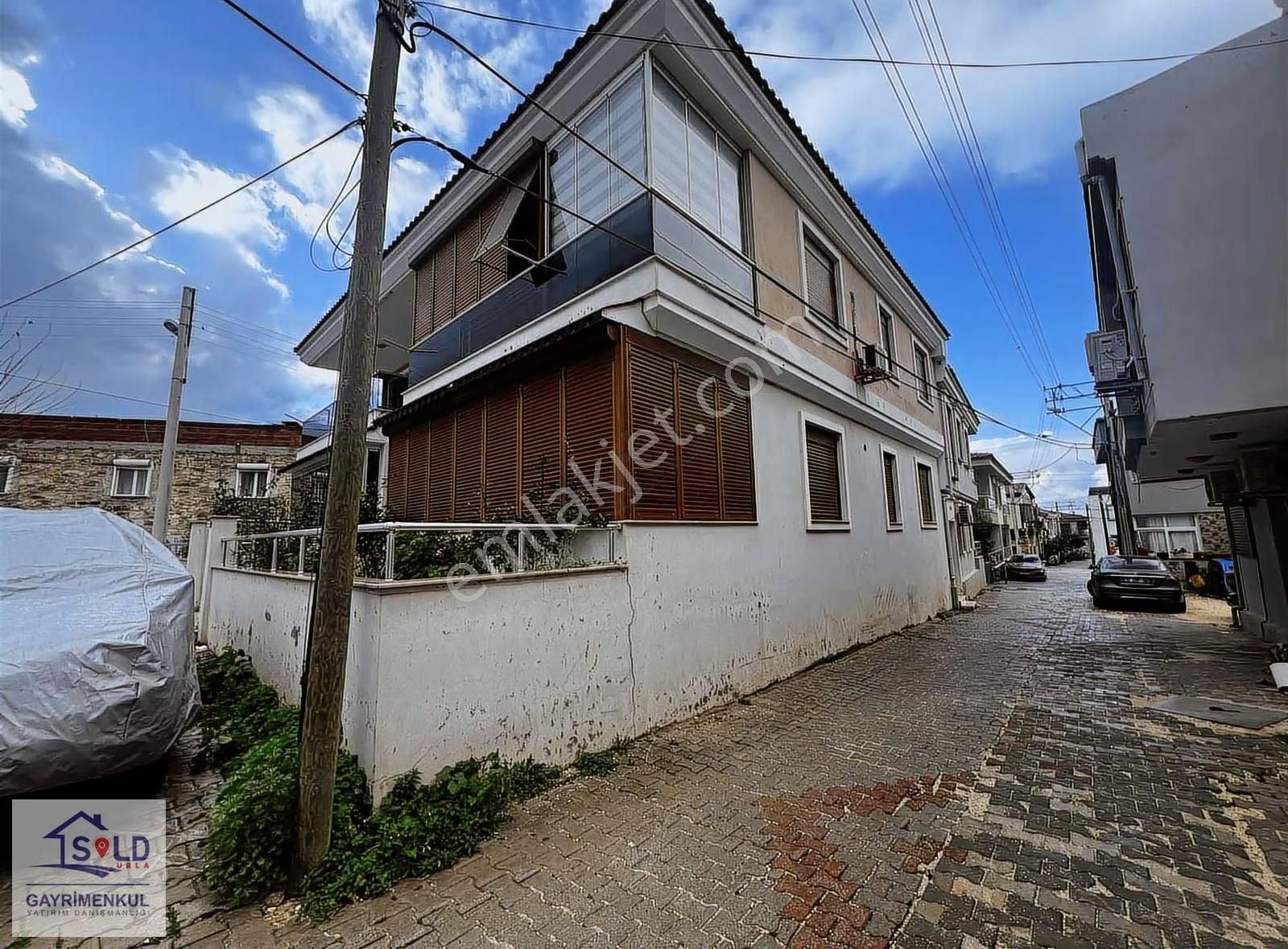 Çeşme Çiftlikköy Denize Yakın Satılık 2 Oda 1 Salon Daire - Görsel 6