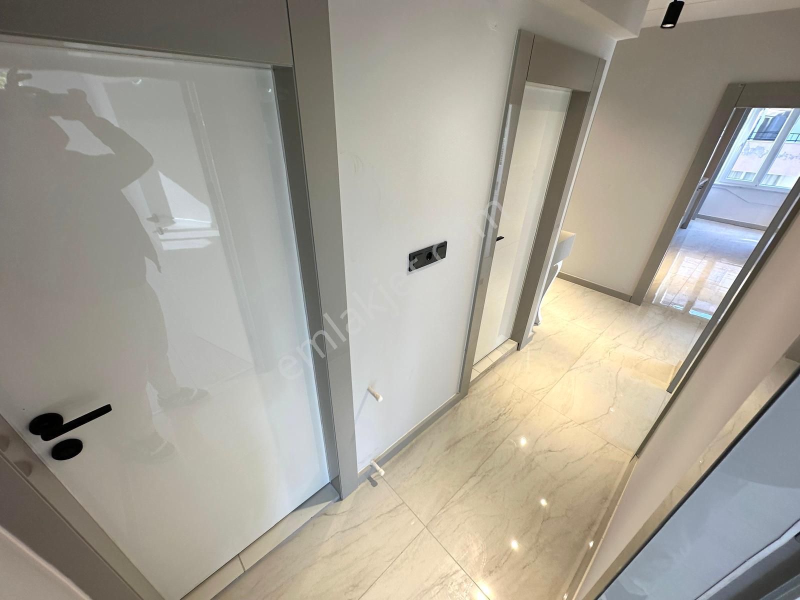 🏡 Referans'tan Akçay'da Şık Tasarımlı 2+1 Daire - Görsel 19