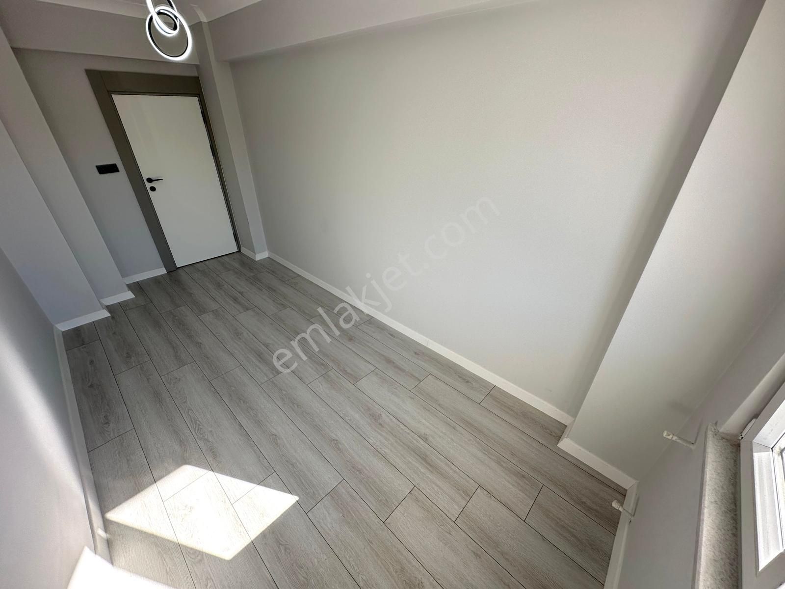 🏡 Referans'tan Akçay'da Şık Tasarımlı 2+1 Daire - Görsel 23