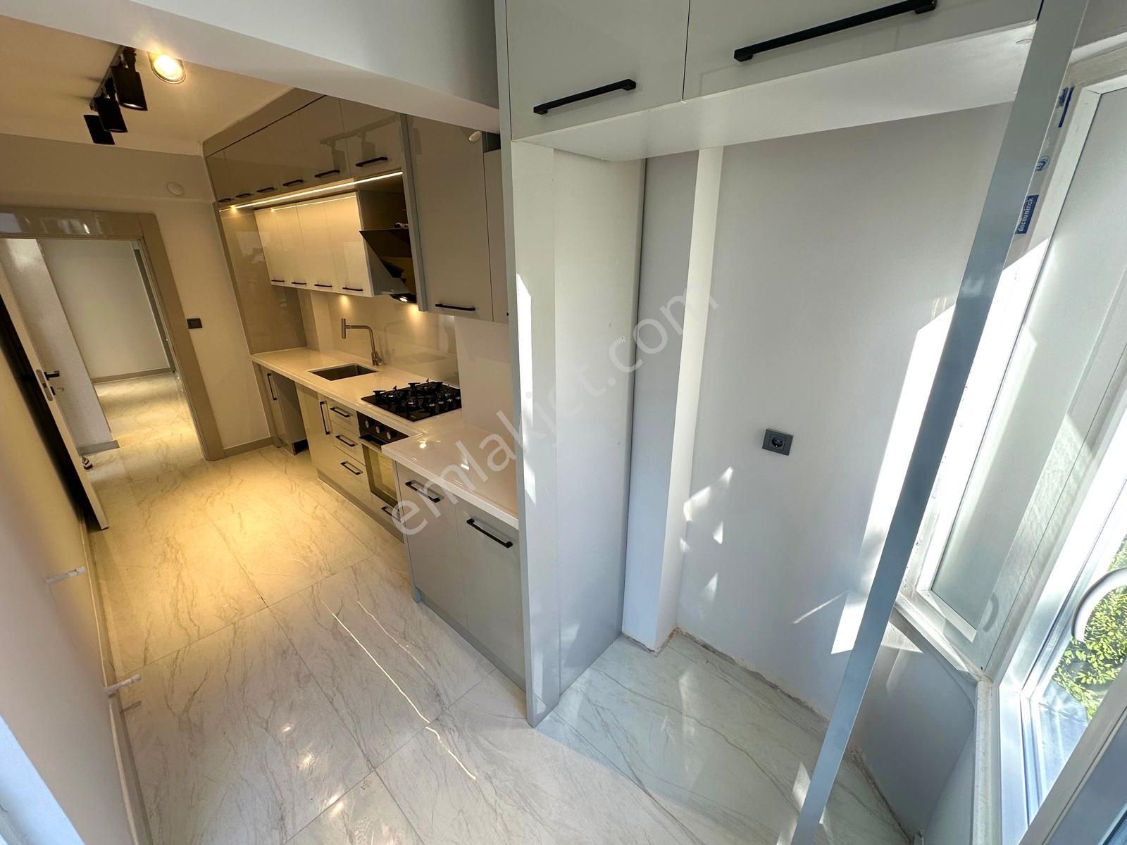 🏡 Referans'tan Akçay'da Şık Tasarımlı 2+1 Daire - Görsel 24