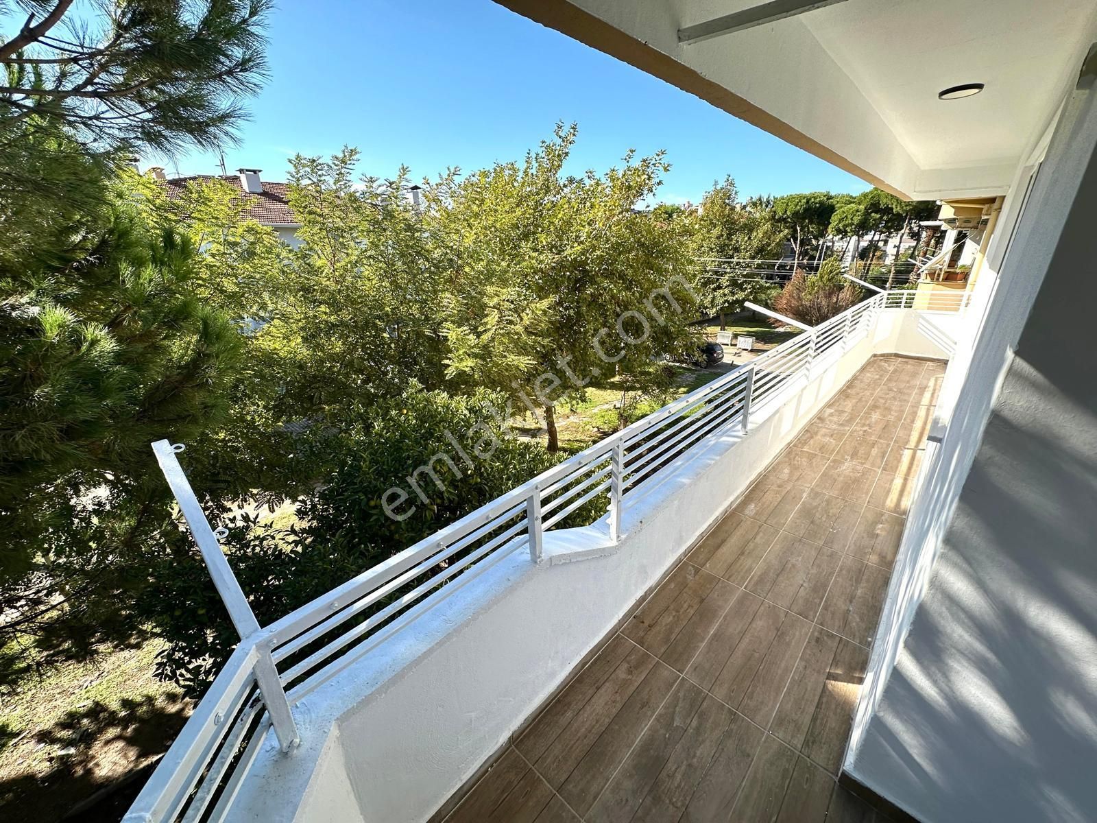 🏡 Referans'tan Akçay'da Şık Tasarımlı 2+1 Daire - Görsel 32