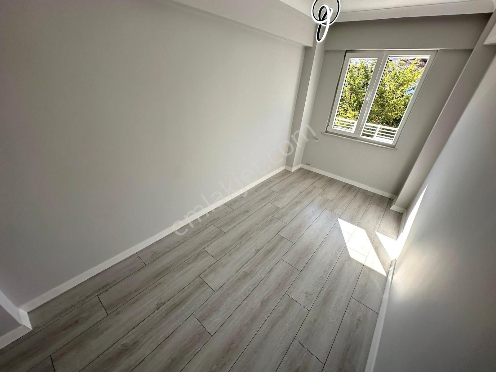 🏡 Referans'tan Akçay'da Şık Tasarımlı 2+1 Daire - Görsel 30