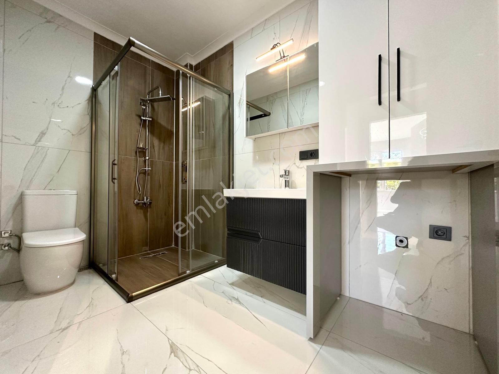 🏡 Referans'tan Akçay'da Şık Tasarımlı 2+1 Daire - Görsel 4