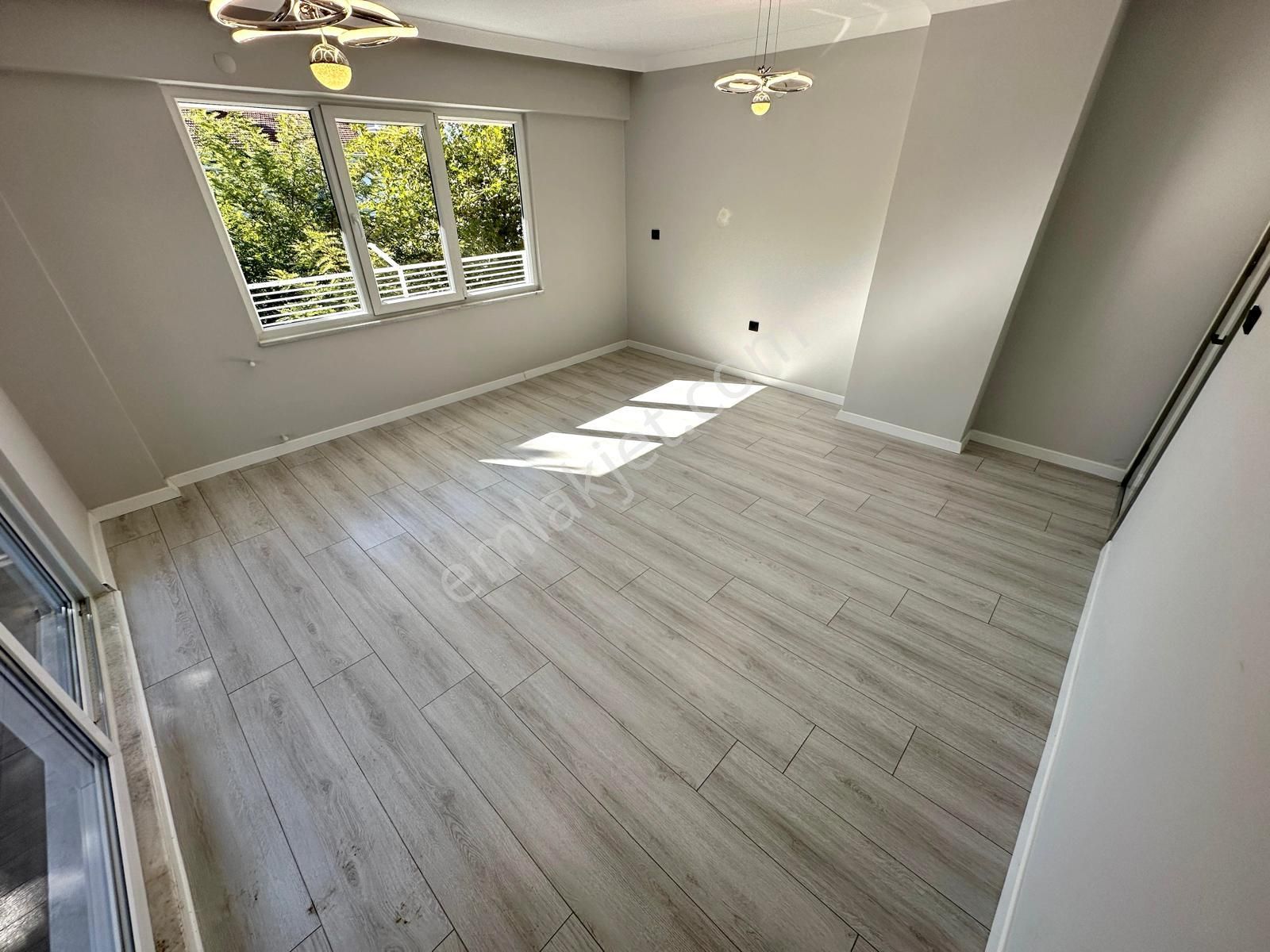 🏡 Referans'tan Akçay'da Şık Tasarımlı 2+1 Daire - Görsel 22