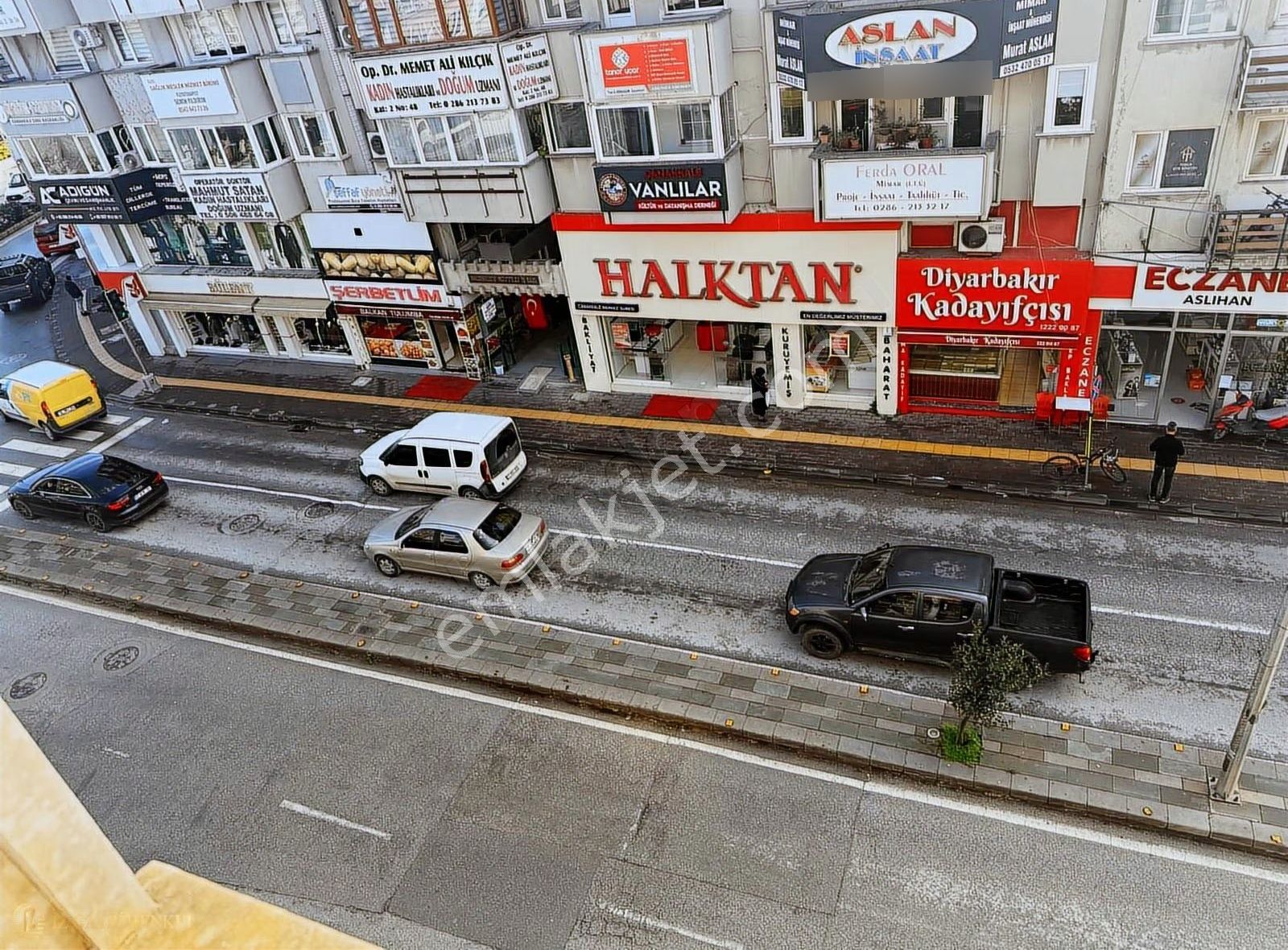 Çanakkale Merkez Belediyenin Karşısında Kiralık 2+1 Ofis - Görsel 11