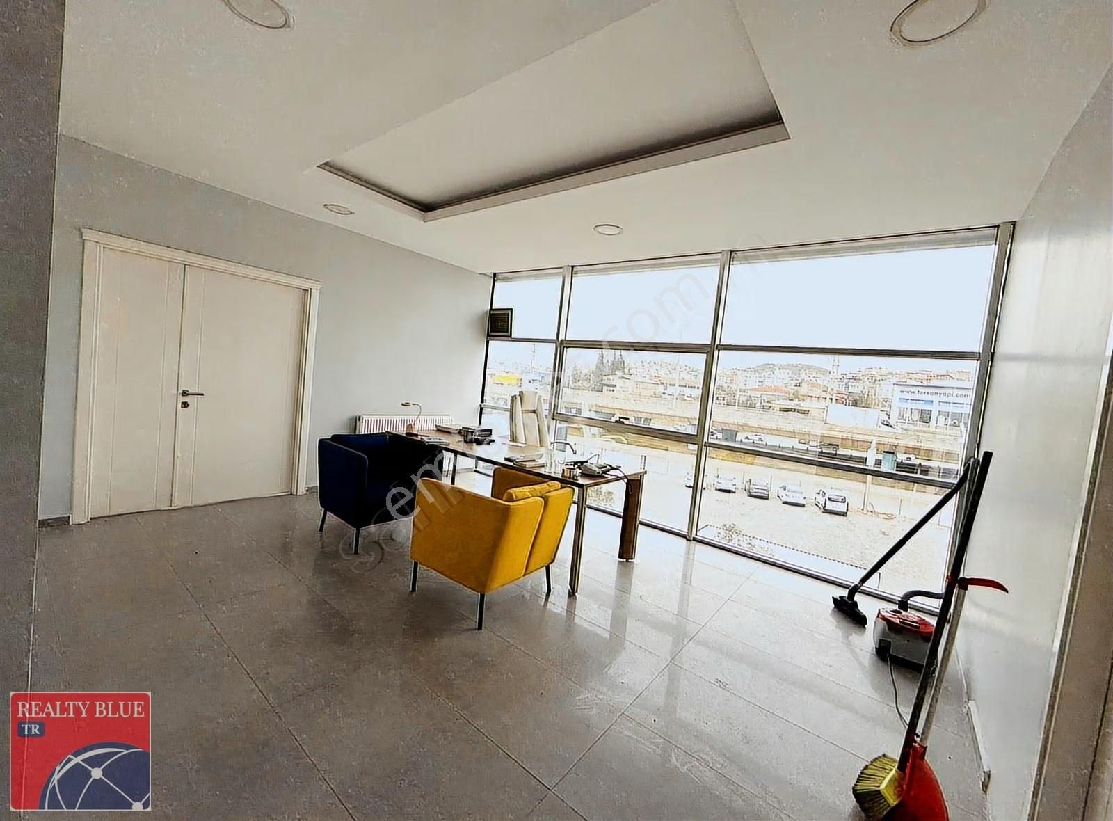 Gebze E5 Yanı Reklam Değeri Yüksek 1700 M2 Depo & Şhowrum - Görsel 26