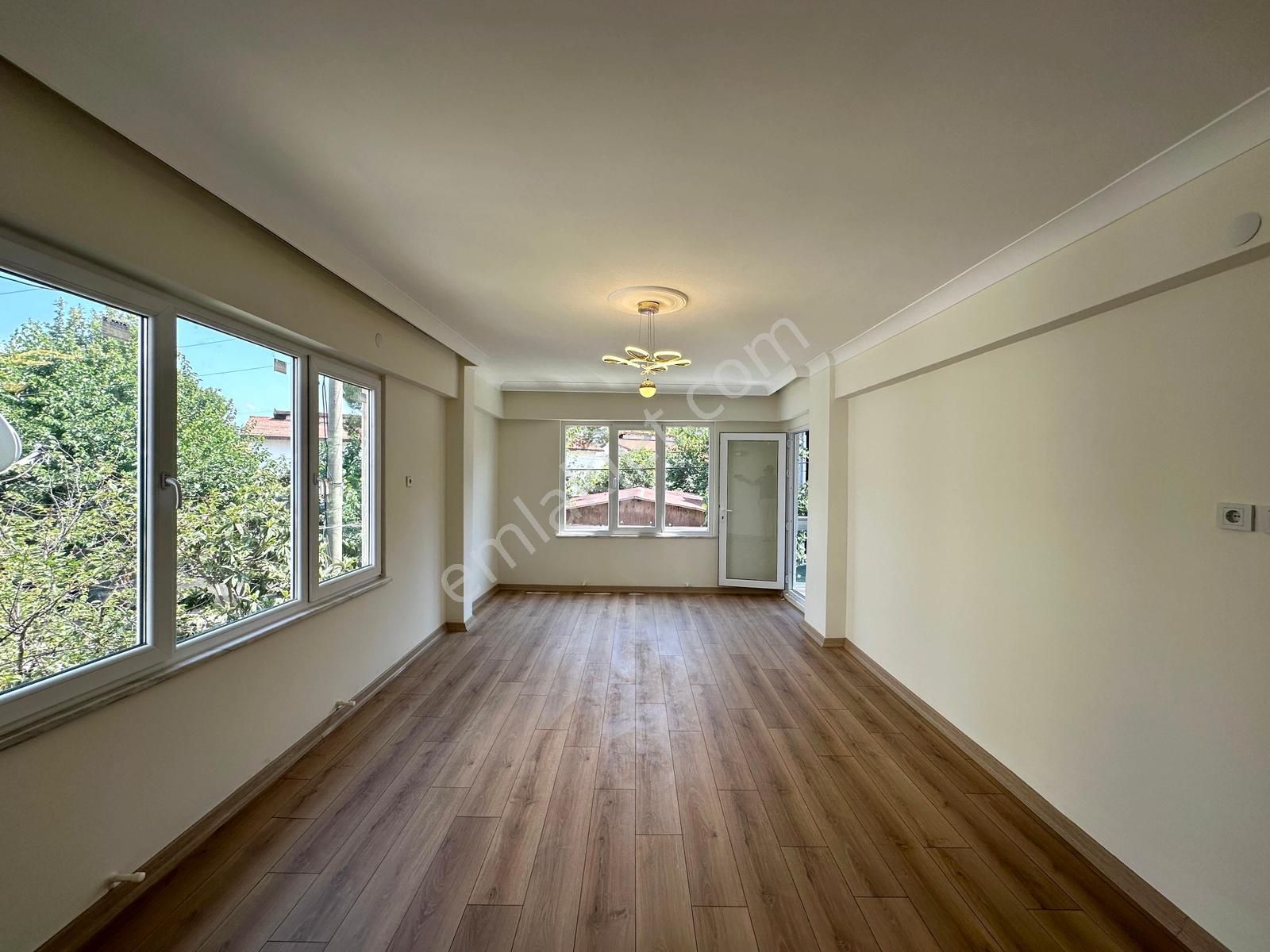 🏡 Referans'tan Yenimahalle'de Denize 50 Mt Ara Kat Şık Tasarımlı 3+1 Daire - Görsel 6