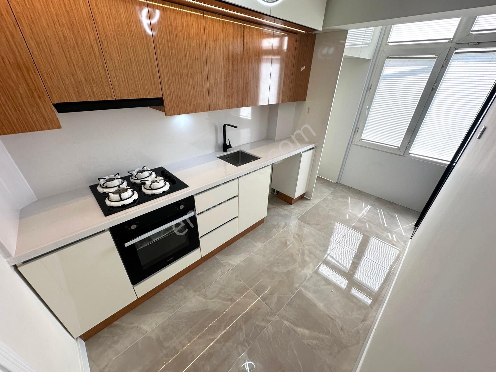 🏡 Referans'tan Yenimahalle'de Denize 50 Mt Ara Kat Şık Tasarımlı 3+1 Daire - Görsel 16