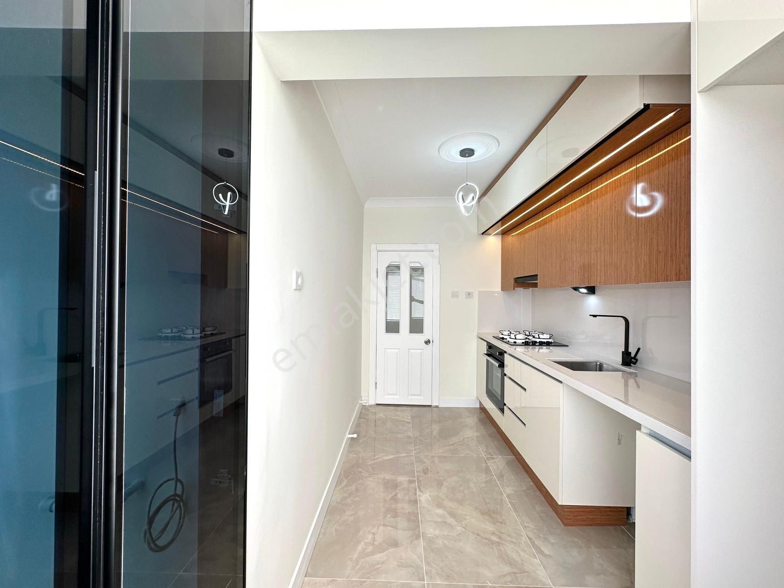 🏡 Referans'tan Yenimahalle'de Denize 50 Mt Ara Kat Şık Tasarımlı 3+1 Daire - Görsel 7