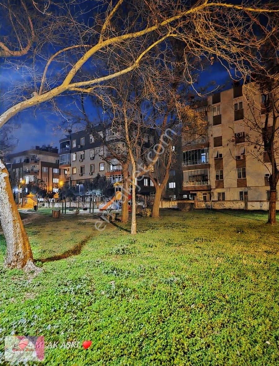 Kızıltoprak Güzeli Park Cephelı Acil Satılık