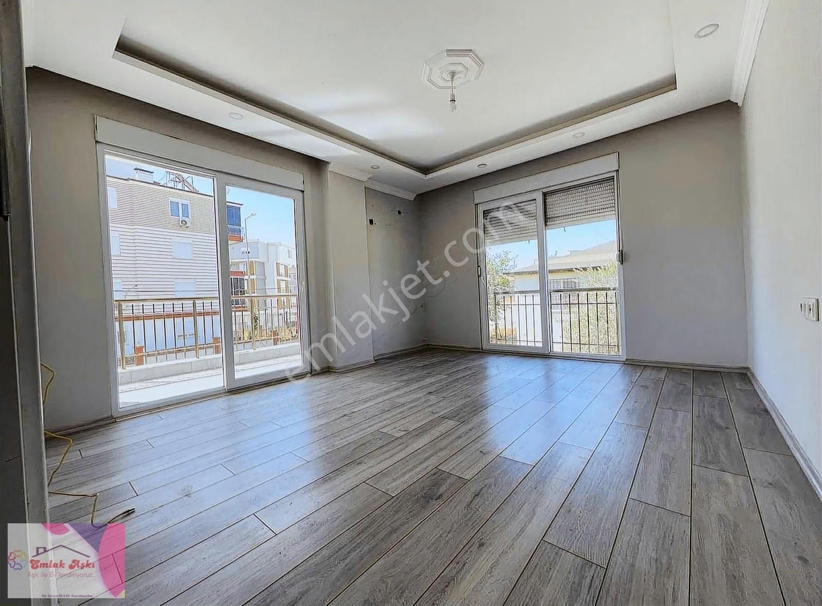 Kepez Devlet Hastanesi Karşısında