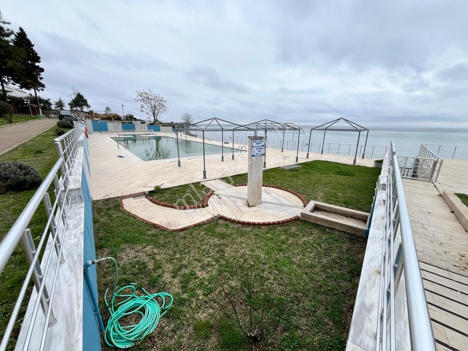 Denize Sıfır Eşyalı 4+1 Villa | Özel Plajlı | Mavi Su Sitesi - Görsel 31