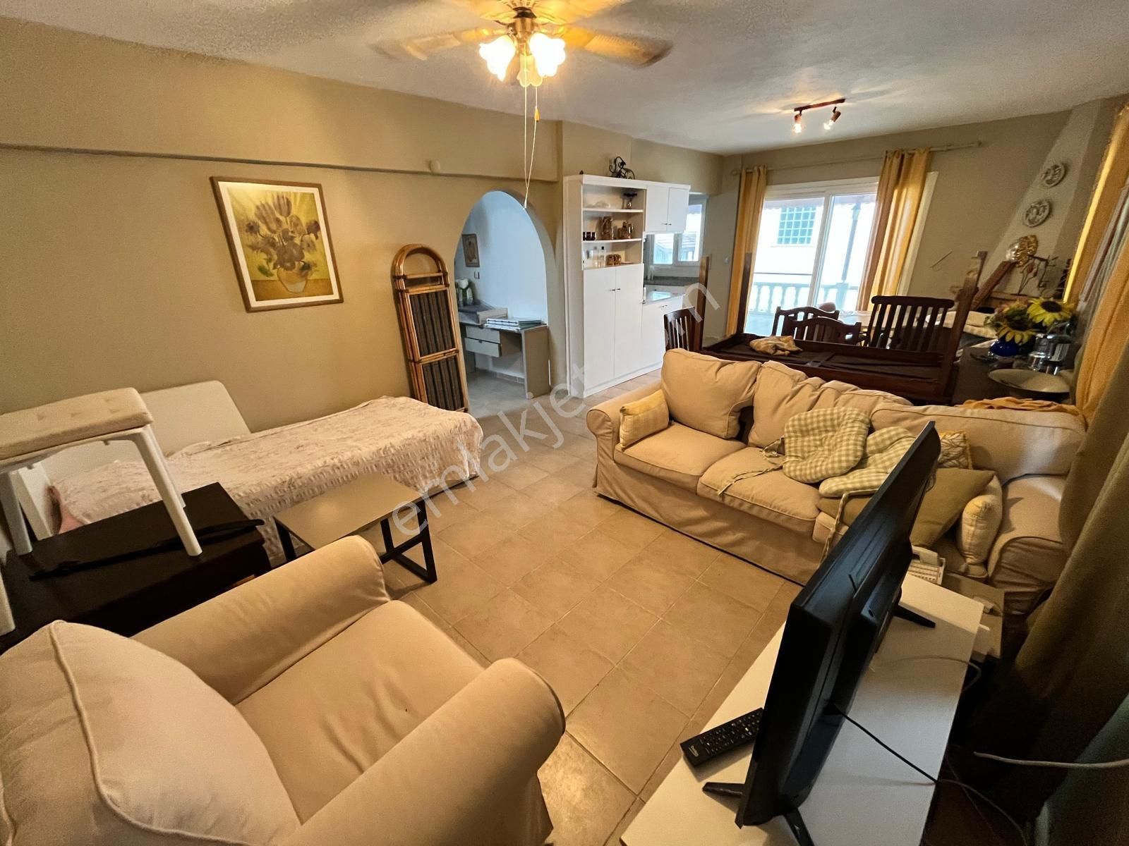 Denize Sıfır Eşyalı 4+1 Villa | Özel Plajlı | Mavi Su Sitesi - Görsel 11