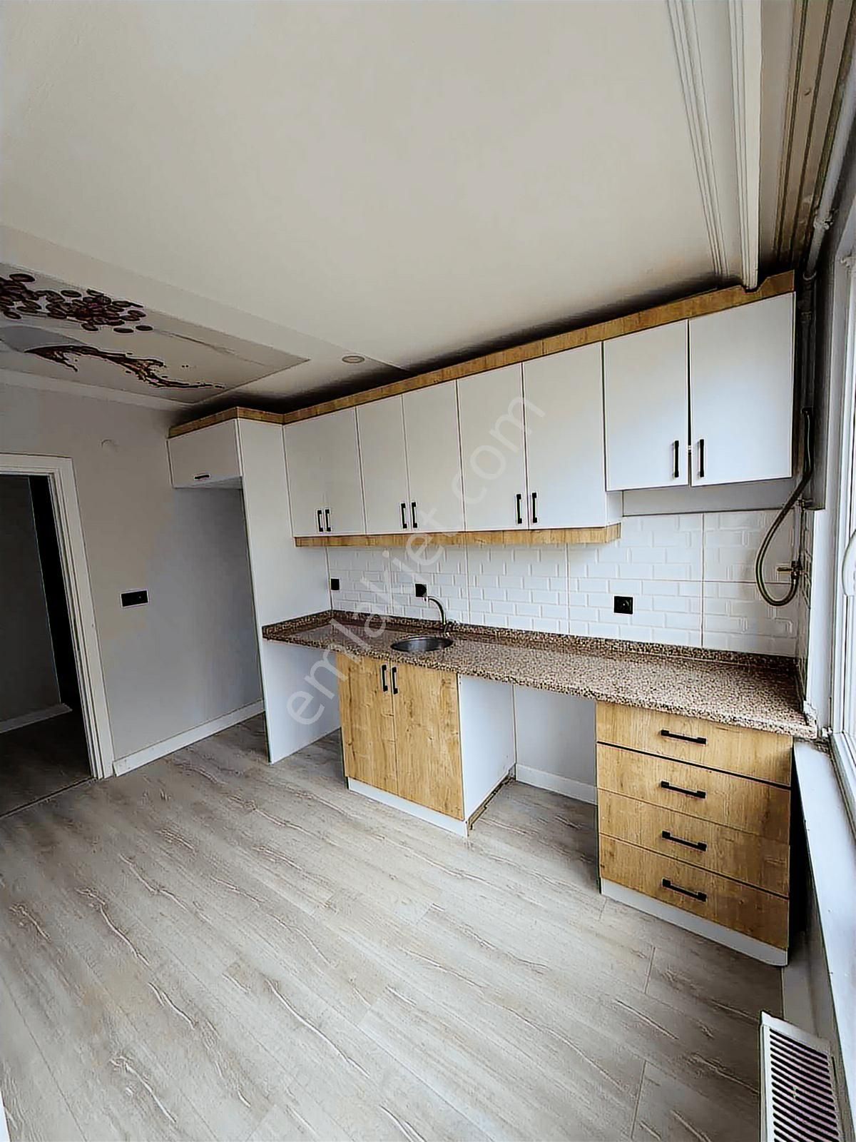 Esenyurt Hast. Yakın / 2+1 70 M2 / Ara Kat Asansör / Lüks Temiz - Görsel 32