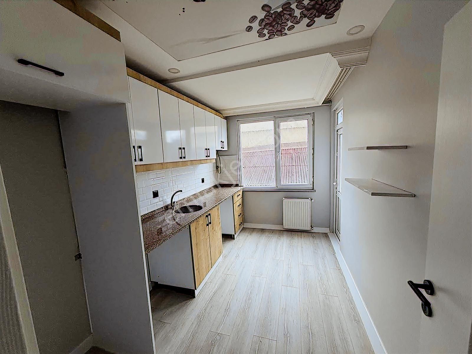 Esenyurt Hast. Yakın / 2+1 70 M2 / Ara Kat Asansör / Lüks Temiz - Görsel 31