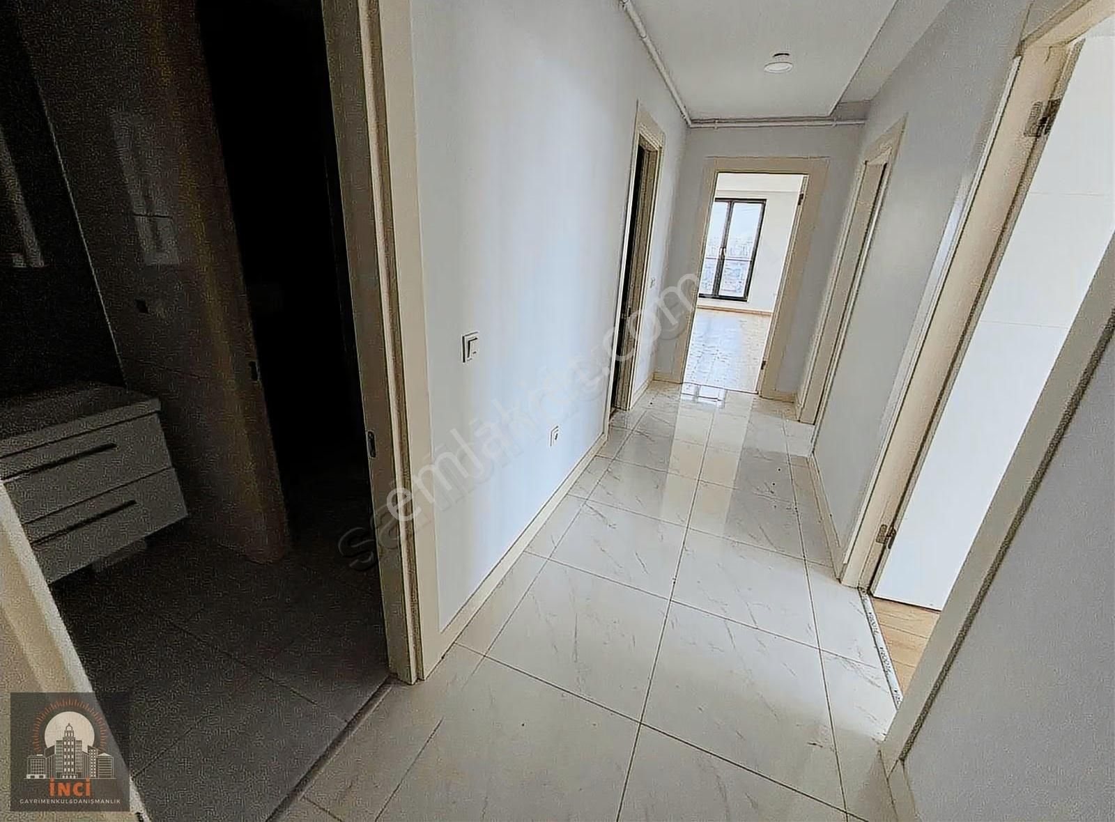 Huzzakda Metroya Yakın Lüx 5+1 Satılık Daireler