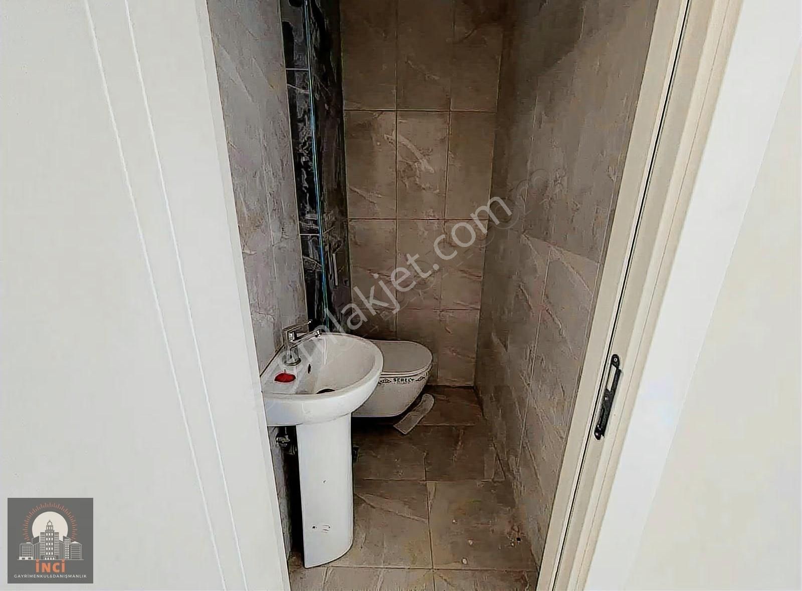 Mahmutbey Metronun Yanı Başında Lüx Site İçi Daireler - Görsel 19