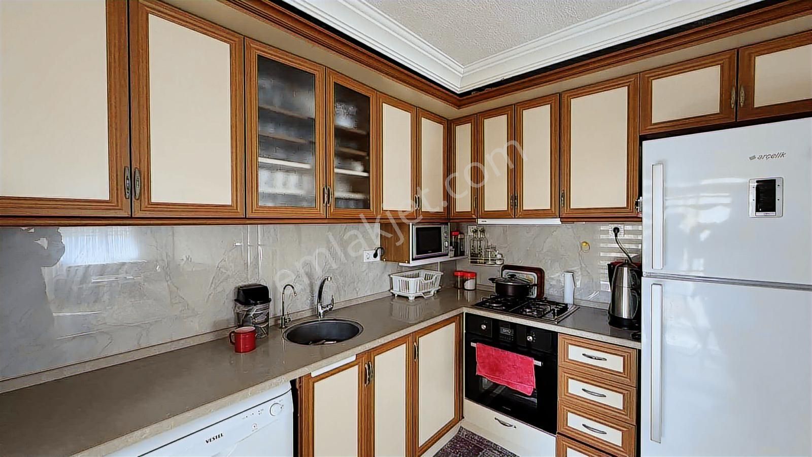 Pascha Emlak'tan Kuşadası Güzelçamlıda Satılık 3+1 Daire - Görsel 9