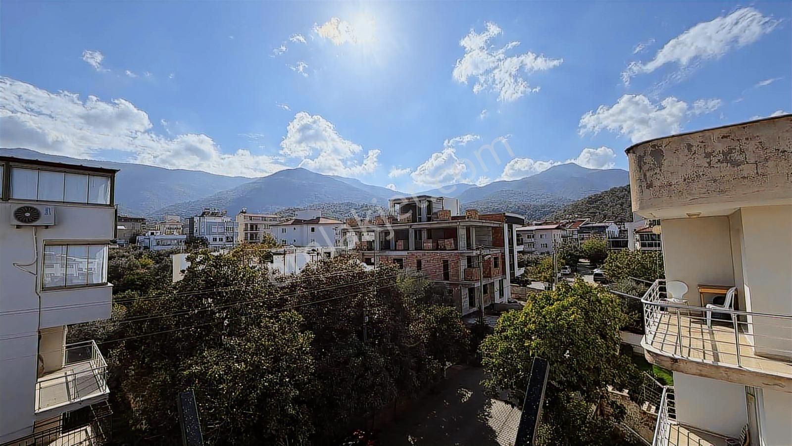 Pascha Emlak'tan Kuşadası Güzelçamlıda Satılık 3+1 Daire - Görsel 11